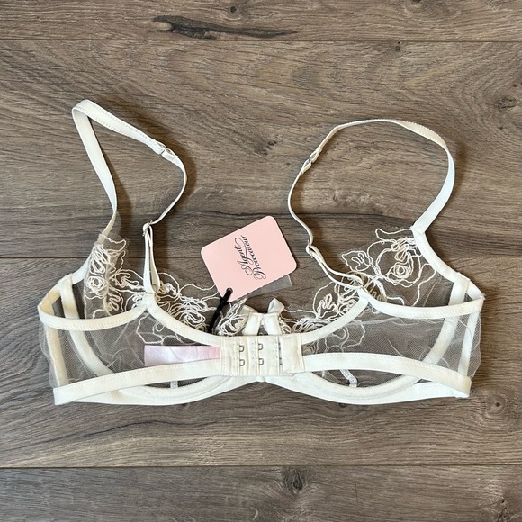 Agent Provocateur Lindie Bra 32D - Picture 2 of 5
